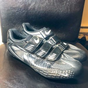 Nike 91384 Altea II Men’s Black Silver Cycling Cleats Size 9
